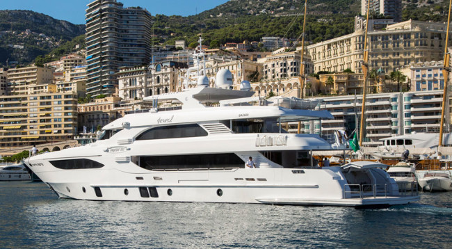 Gulf-Craft-Majesty-135,-Port-Hercules,-Monaco-(1)