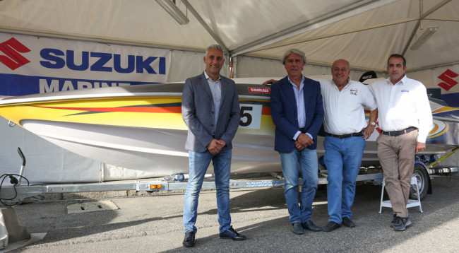 Da sinistra, Luca Zerbini, titolare di Uno Agency; Vincenzo Iaconianni, Presidente FIM; Tullio Abbate e Paolo Ilariuzzi, Direttore Commerciale della divisione Marine di Suzuki Italia.