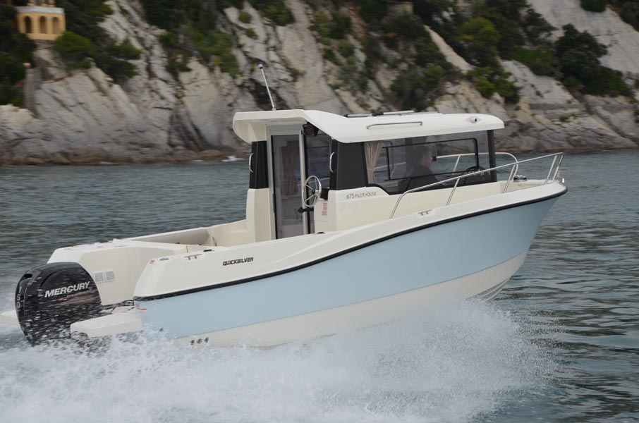 Quicksilver Capture 675 Pilothouse, un piacere da pilotare