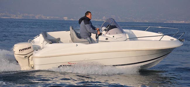 Beneteau Flyer 550, la crociera facile