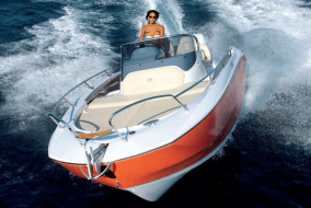 sessa-key-largo-24-ib-in-navigazione