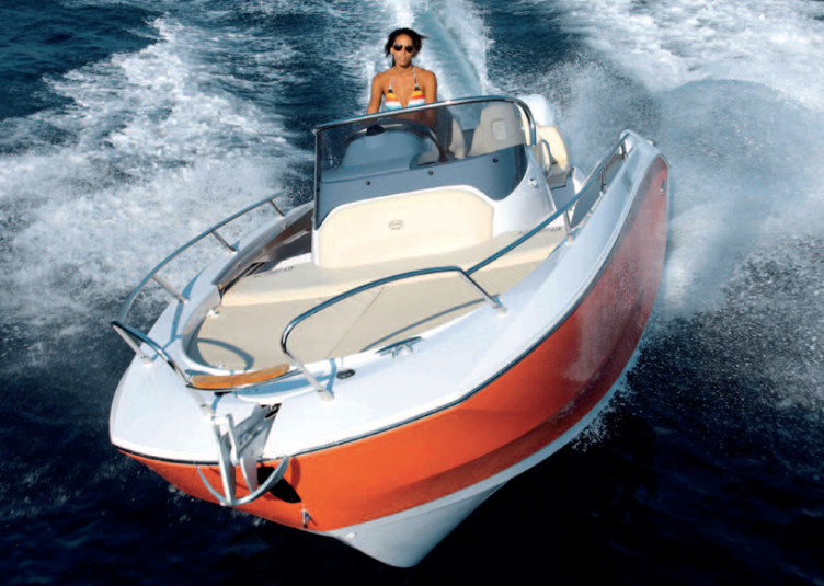 sessa-key-largo-24-ib-in-navigazione