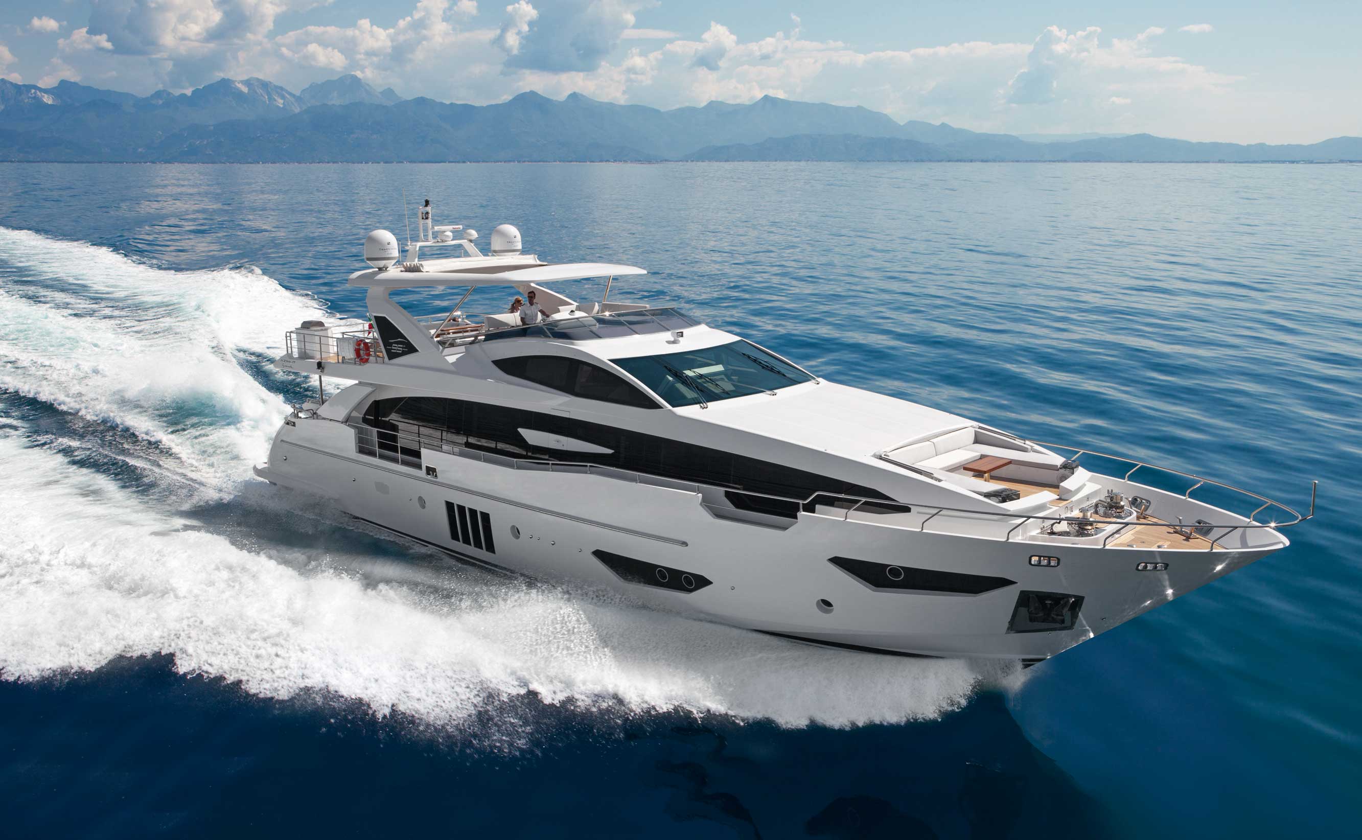 Azimut Grande 95rph: ecco le prime immagini