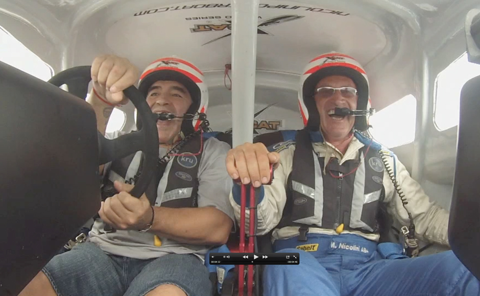 Video: XCat al timone con Maradona