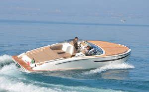 YC Yacht Aquilia