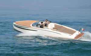 YC Yacht Aquilia