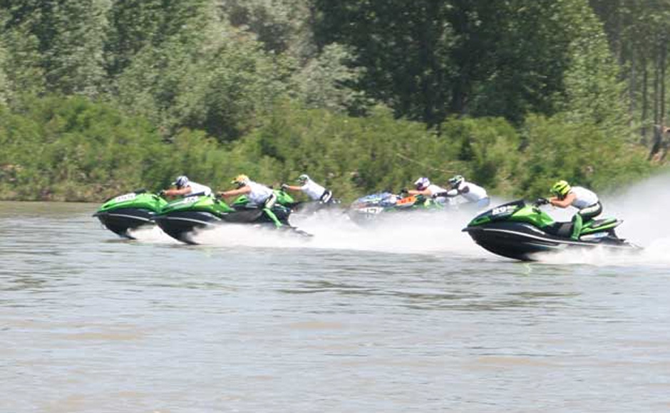 Motonautica: Tricolore Aquabike nel Golfo Aranci