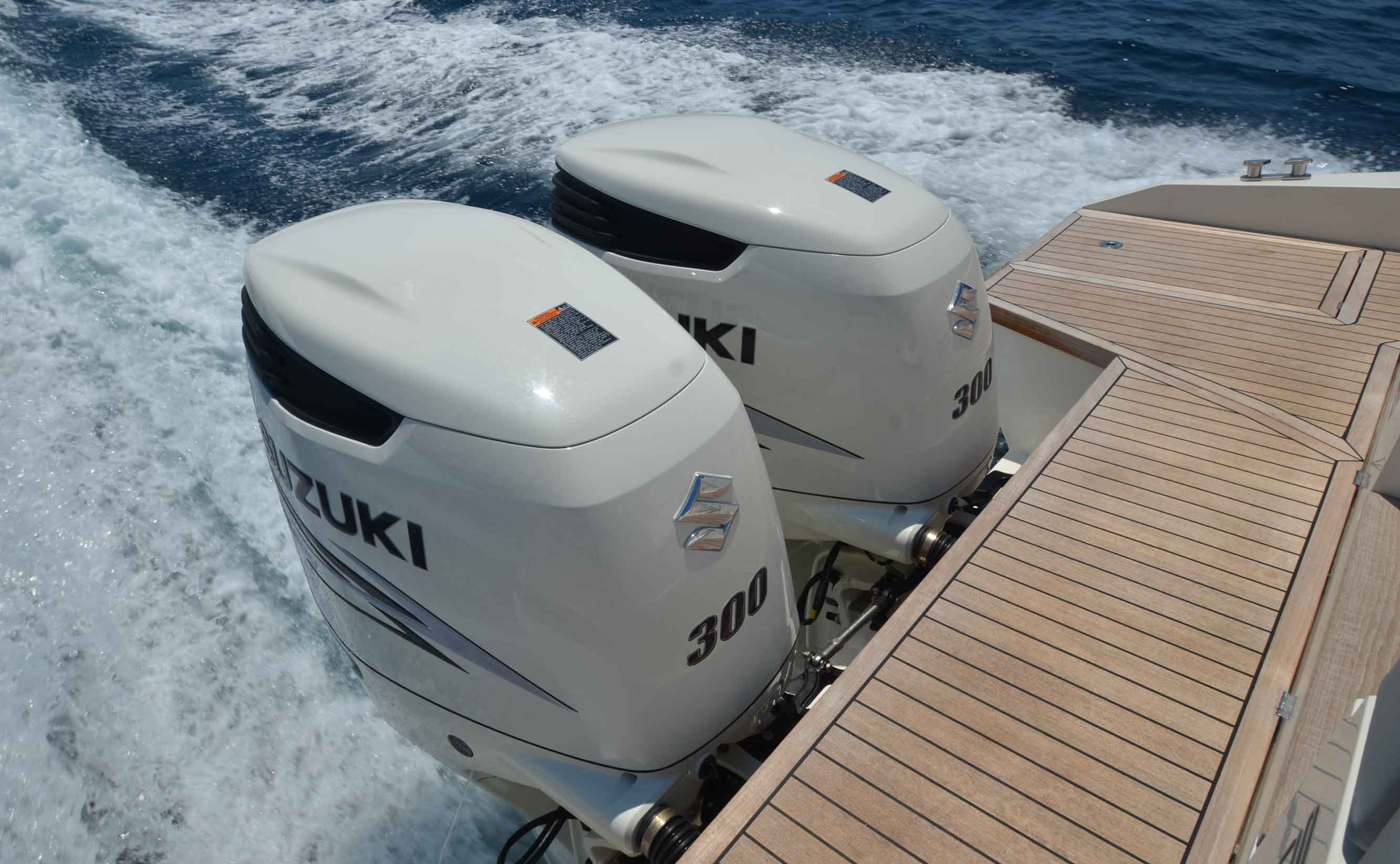 Fiart 33 Seawalker Suzuki DF300