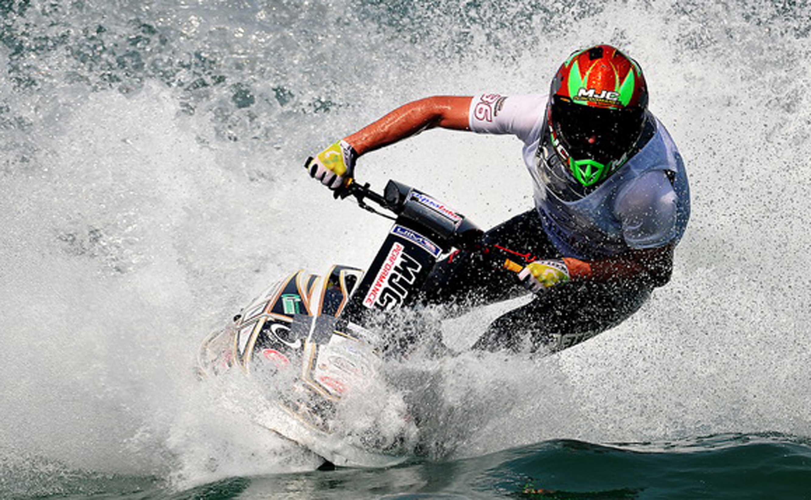 Aquabike Class Pro World Championship: doppia vittoria per Pons e MacClugage