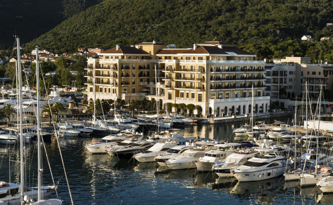 Porto Montenegro Regent Hotel 11