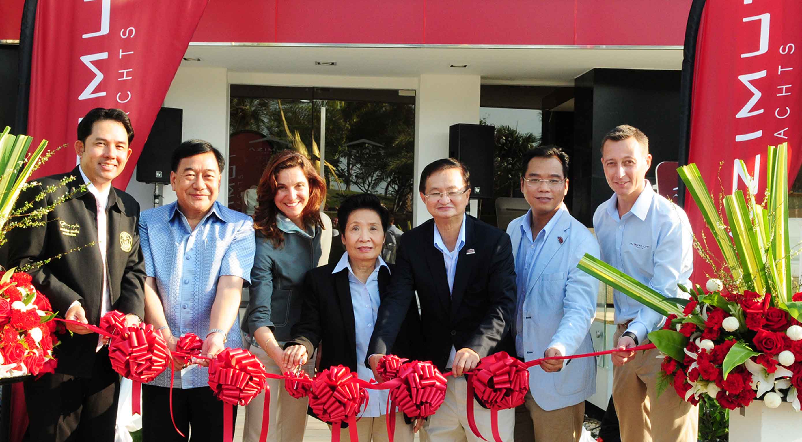 Azimut_Pattaya_Ribbon-cutting