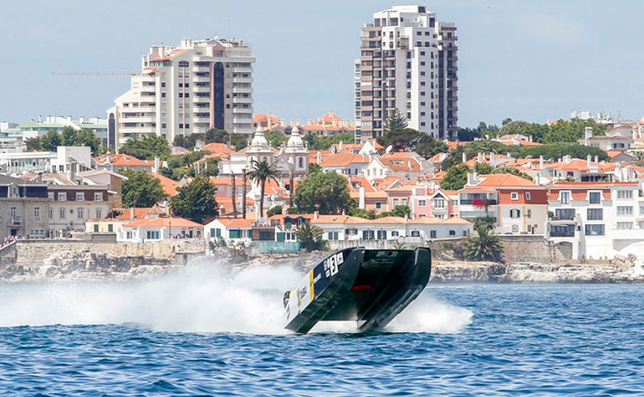 Mondiale UIM XCAT: A Cascais XDubai in Pole