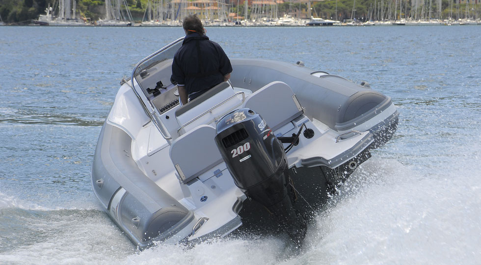 MV Marine 770 Fashion e Suzuki DF200AP, tecnologia al potere