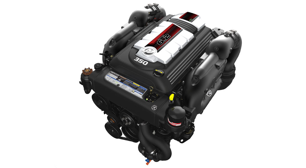 Due potenze, 300 e 350 cv, per il MerCruiser 6.2L V8