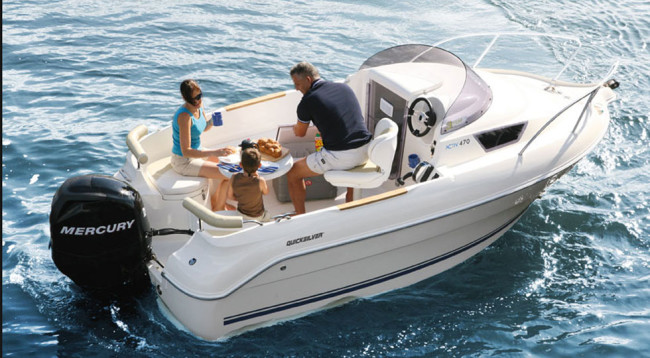 Quicksilver-470-Activ-Cabin_Nautica-Carlo