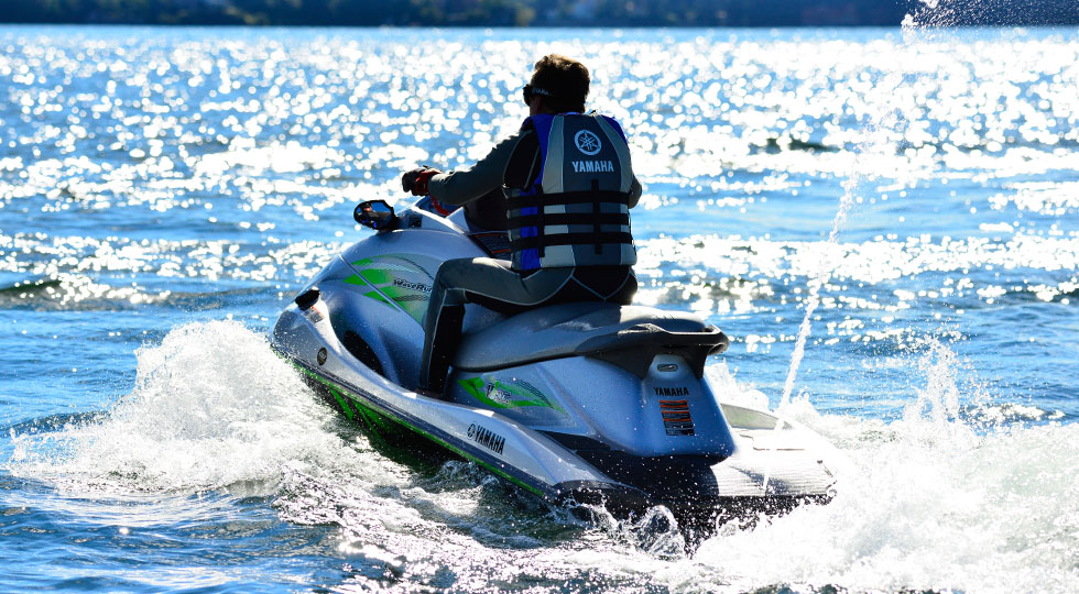 Yamaha-WaveRunner-V1-Sport_1