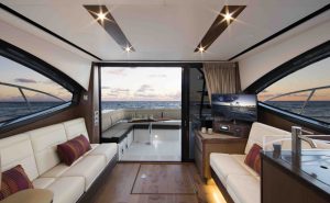 Sea Ray 400 Sundancer Salone da prua