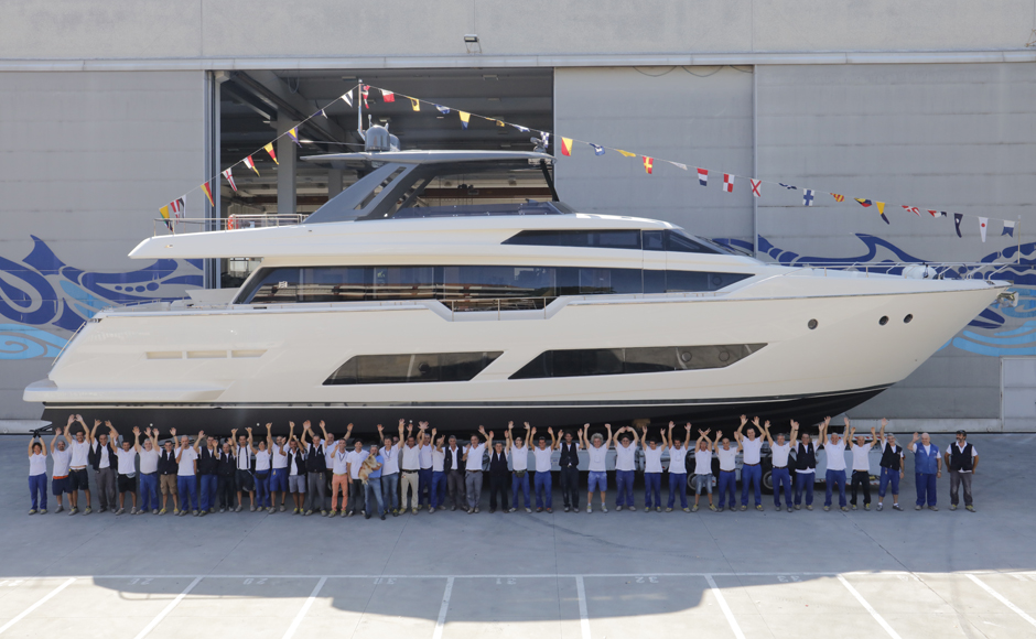 Anteprima 2017: il nuovo Ferretti Yachts 850