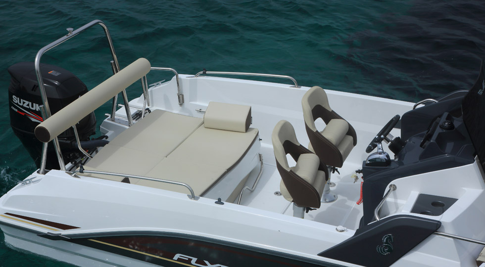 suzuki-150_beneteau-flyer-6-6-sundeck_11