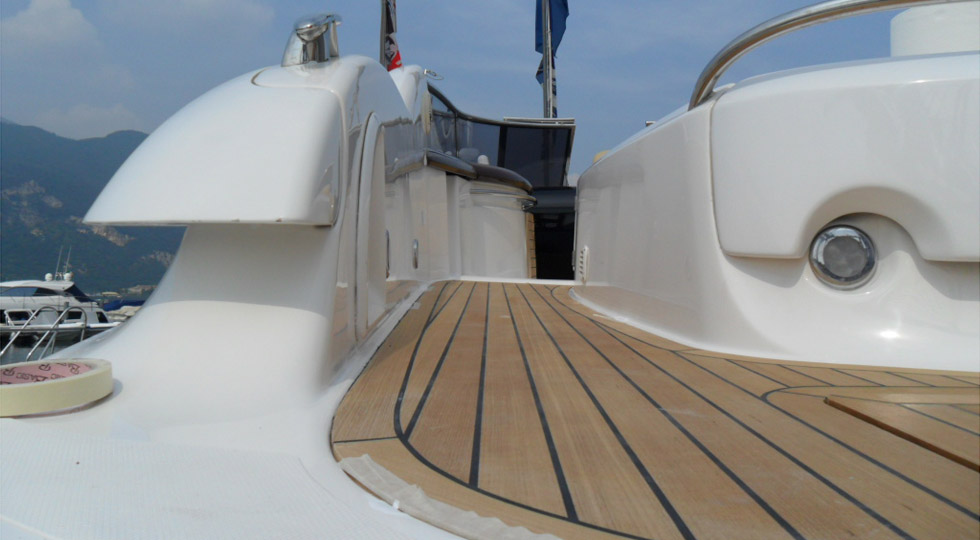 nautica-bertelli-usato_posa-teak