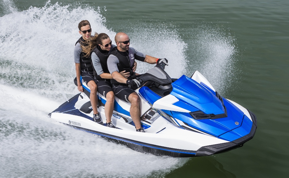 Le moto d'acqua Yamaha Waverunner protagoniste del divertimento in mare per tutta l'estate