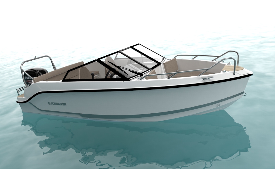 Quicksilver Activ 555 Bowrider: dallo sport alle crociere