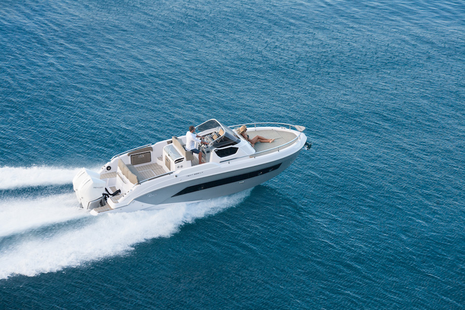 Ranieri International Next 285 LX, il sundeck "extra lusso". Ecco il nostro test