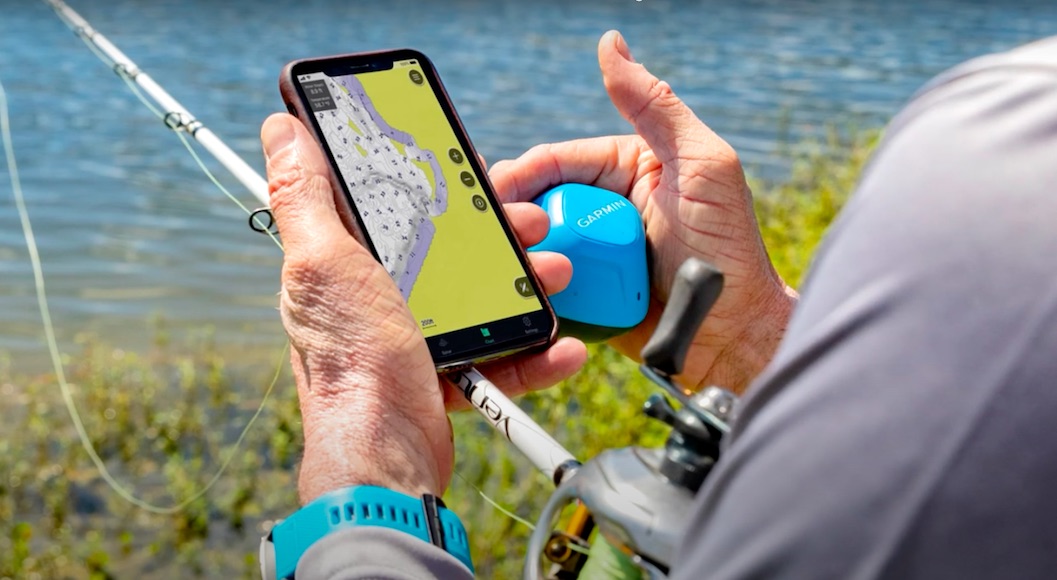 Il fondale lo vedi anche dalla lenza da pesca con il Garmin Striker Cast