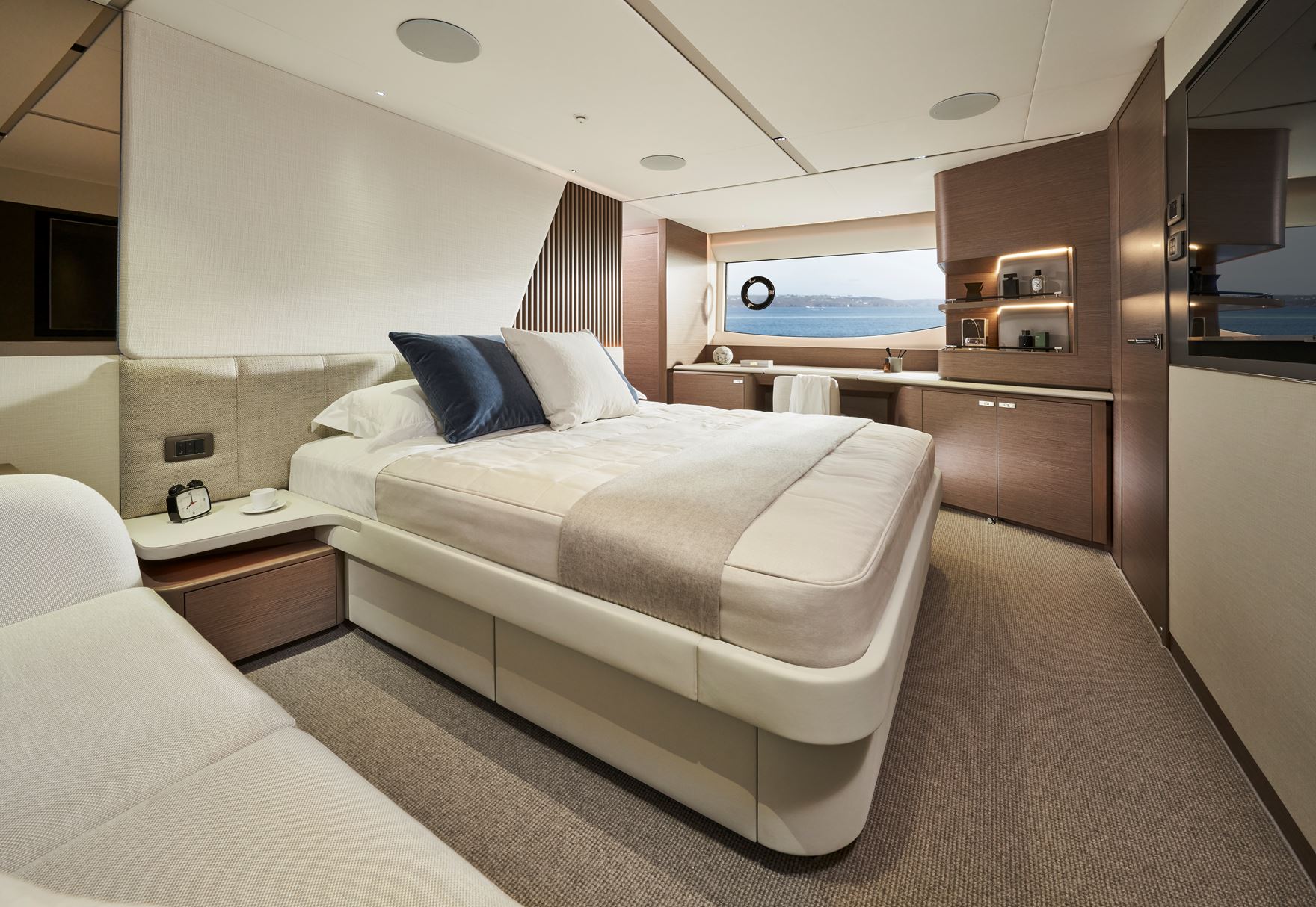 princess y72 flybridge lvmh