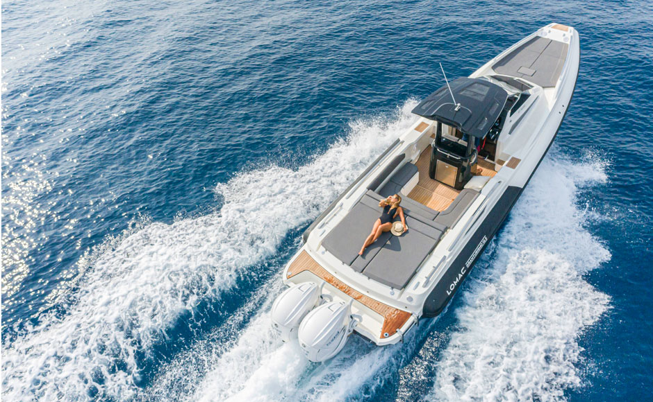 Lomac Granturismo 12.5 Cruiser, il gommone di 12 metri con la cabina XL e 56 nodi di velocità