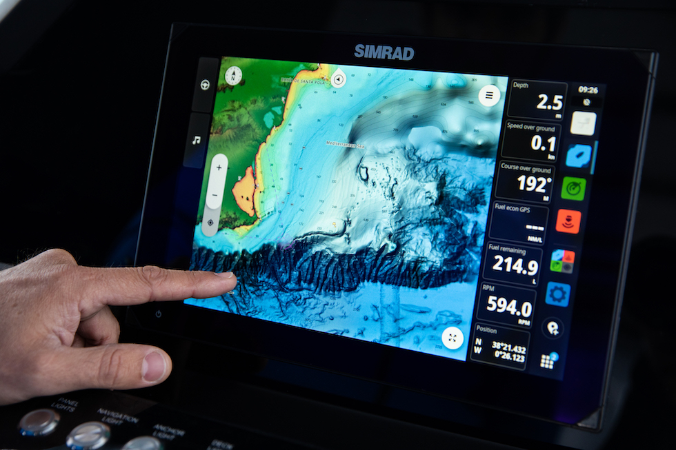 Più semplice e intuitivo, ecco il nuovo chaplotter e fishfinder Simrad NSX