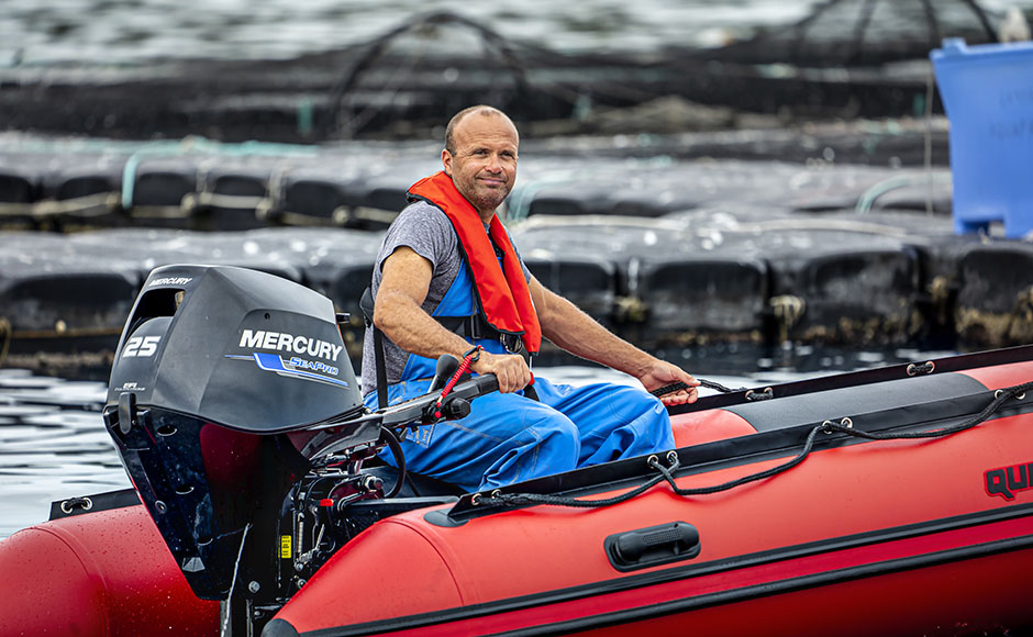 Mercury FourStroke 25 cv su un gommone.