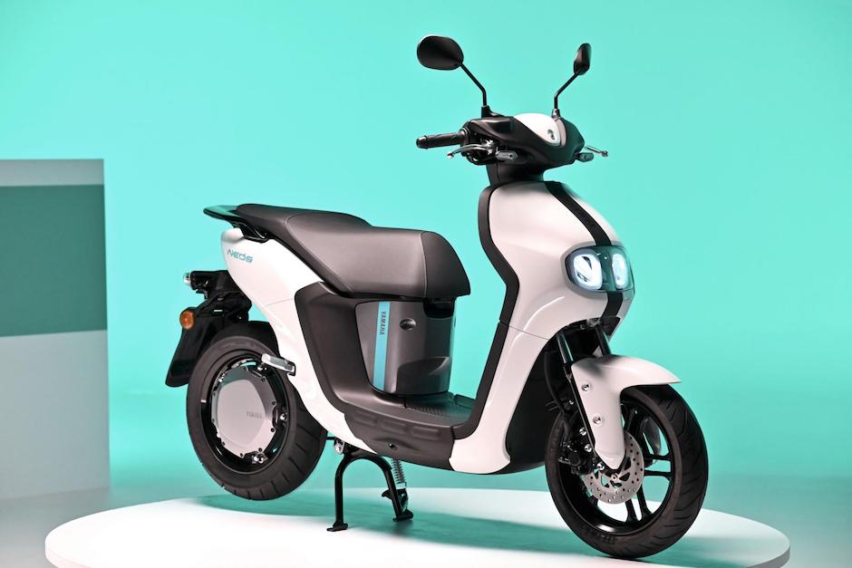 Scooter elettrico Yamaha Neo's.