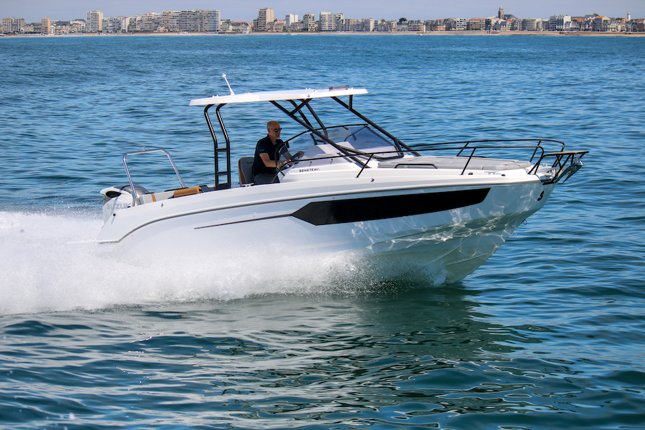 Beneteau FLYER 8 SunDeck.