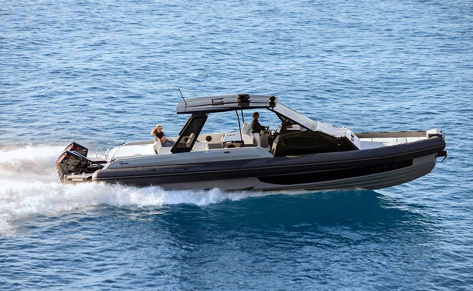 Ranieri Cayman 45.0 Cruiser in navigazione.