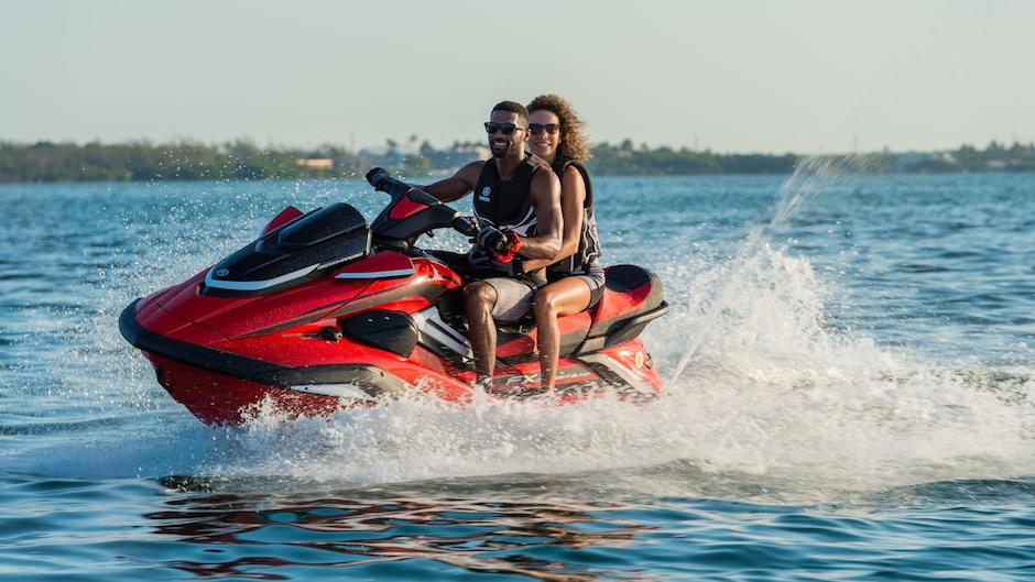 Meno peso e più tecnologia: ecco le nuove moto d'acqua WaveRunner Yamaha per il 2023