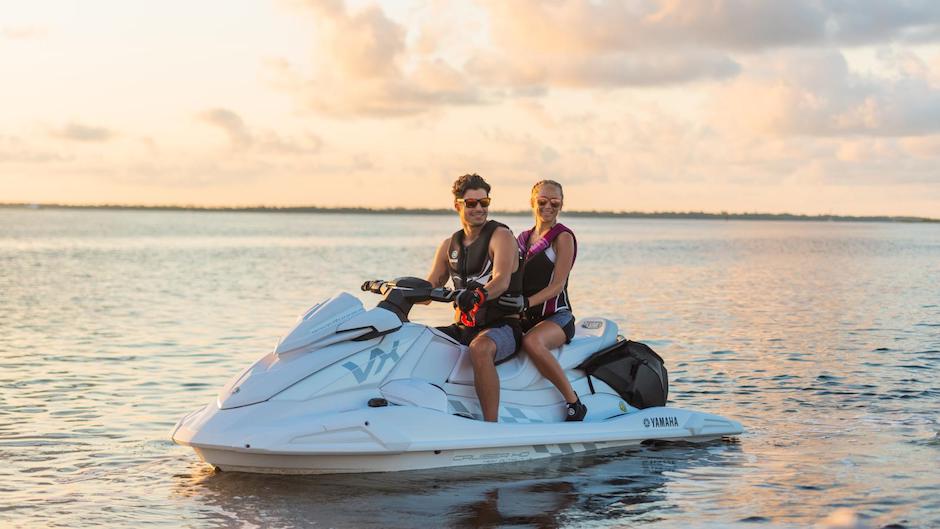 Moto d'acqua WaveRunner 2023 di Yamaha: modello VX Cruiser HO.