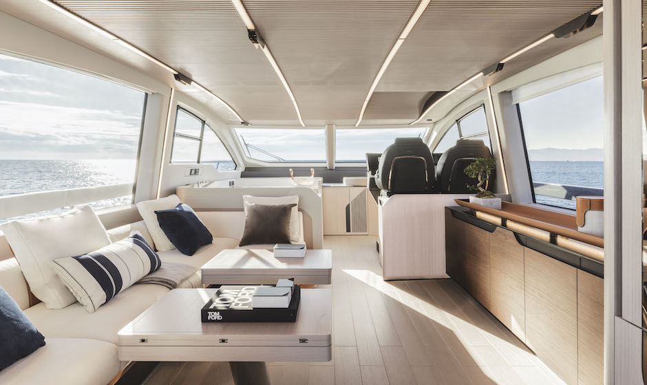 Il Salone del nuovo Azimut S7.