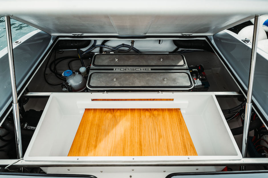 Motore del Frauscher x Porsche 850 Fantom Air.