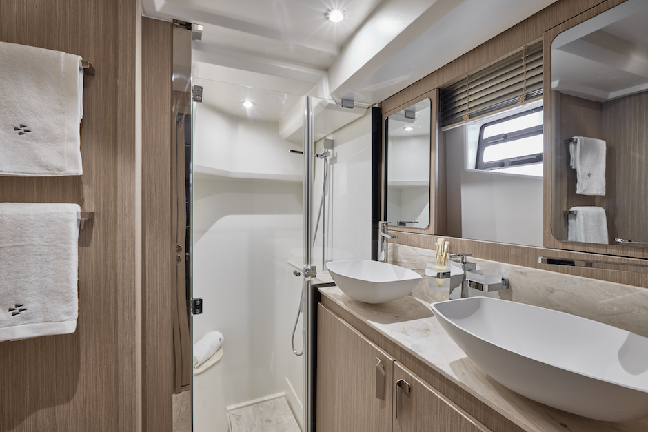 Prestige F4 - Bagno armatoriale.