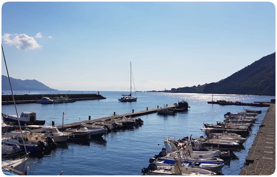 Marina di Salina in Sicilia.