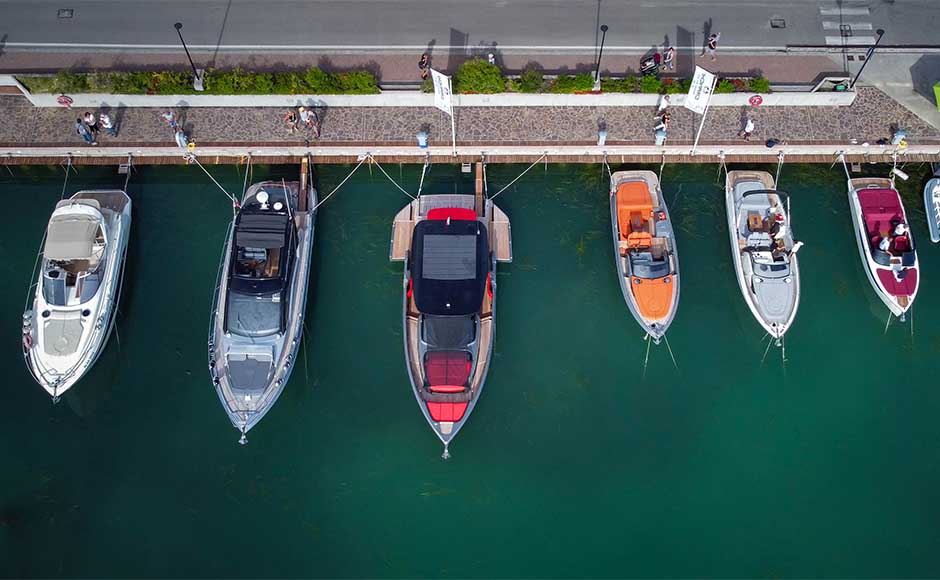 Vista sulla banchina del Cranchi Yachts Boat Show Lago di Garda.