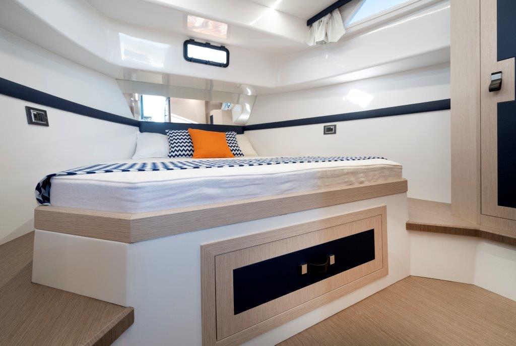 Cabina armatoriale del Apreamare Gozzo 38 Cabin.