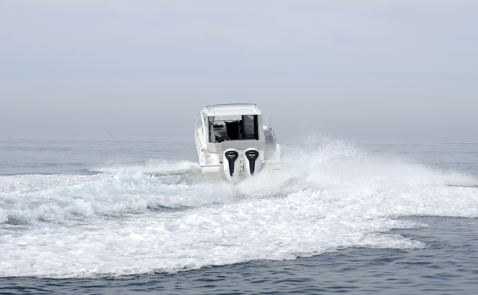 Honda BF300 in doppia motorizzazione sul Beneteau Antares 11 Coupé.
