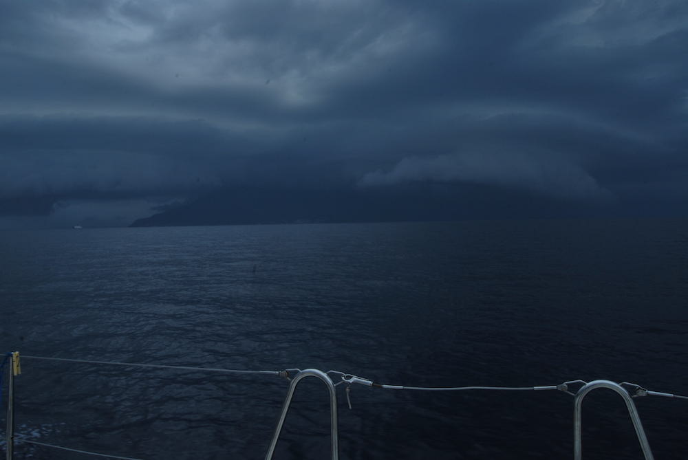 Meteo in barca: cosa fare in caso di temporali in mare e come difendersi