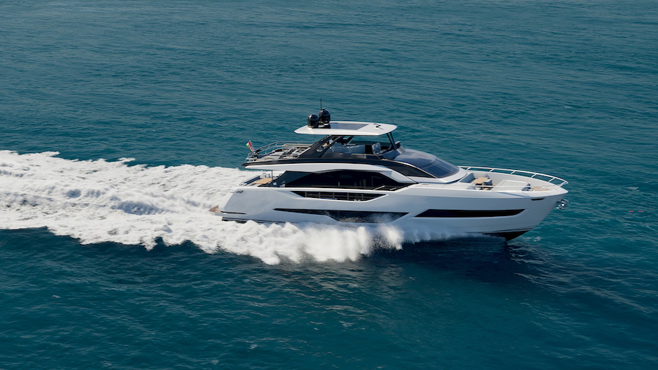 Ferretti 800, la nuova evoluzione di un quasi superyacht