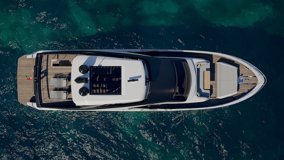 Ferretti 800.