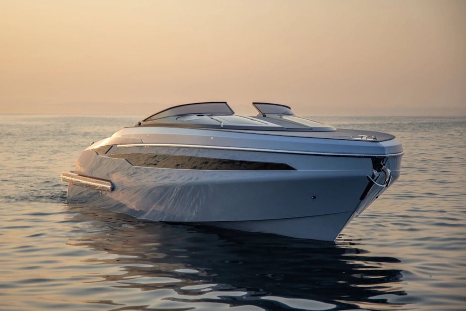 Nasce Epica 33. L'open di 11 metri che punta alla fascia premium con finezza e design