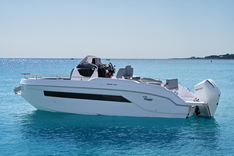 Ranieri 255 SL.