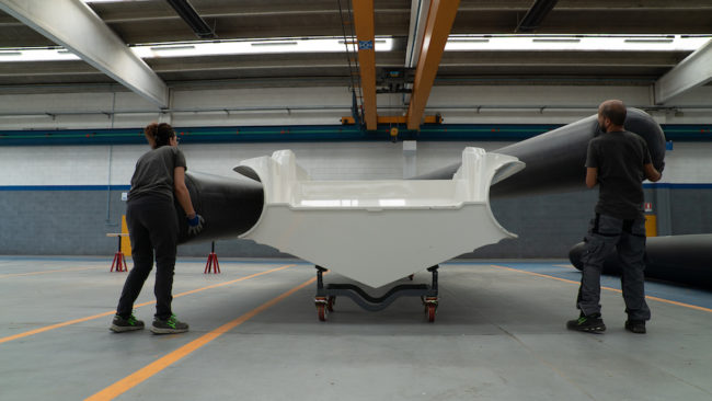 Una fare produttiva in cantiere.